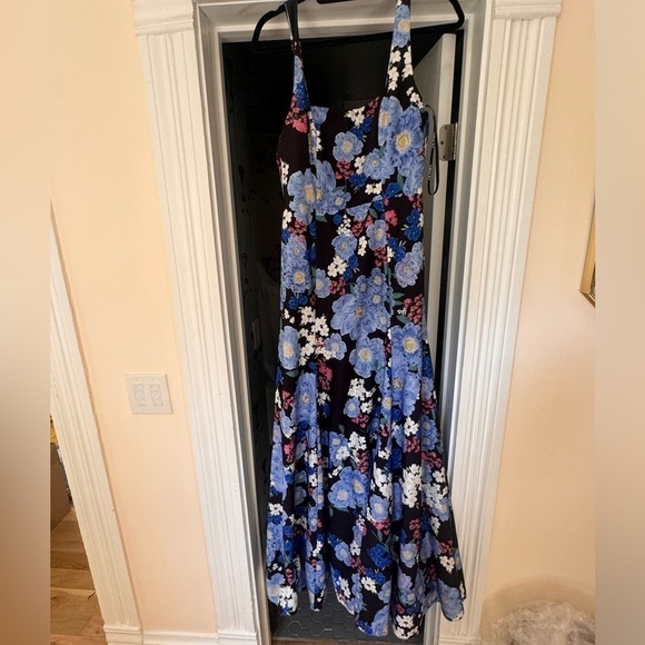 Black and blue Zac Posen floral gown, NWT size 14 - Picture 6 of 7